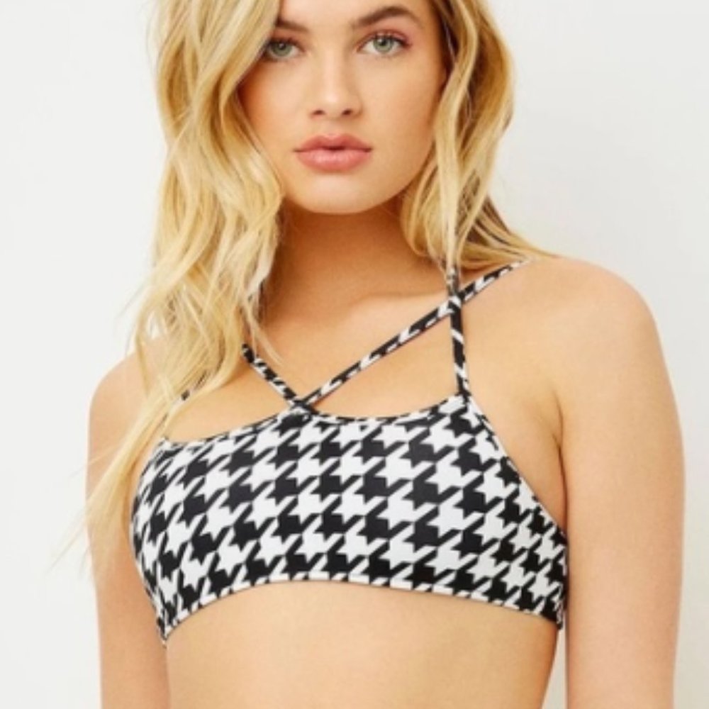 Frankie’s Bikinis Aleisha Top NWT